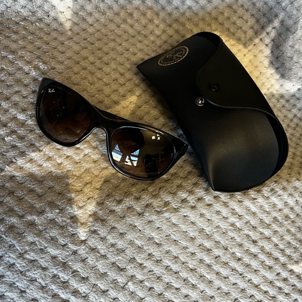 Ray Ban sunglasses 4216 lightly used + case